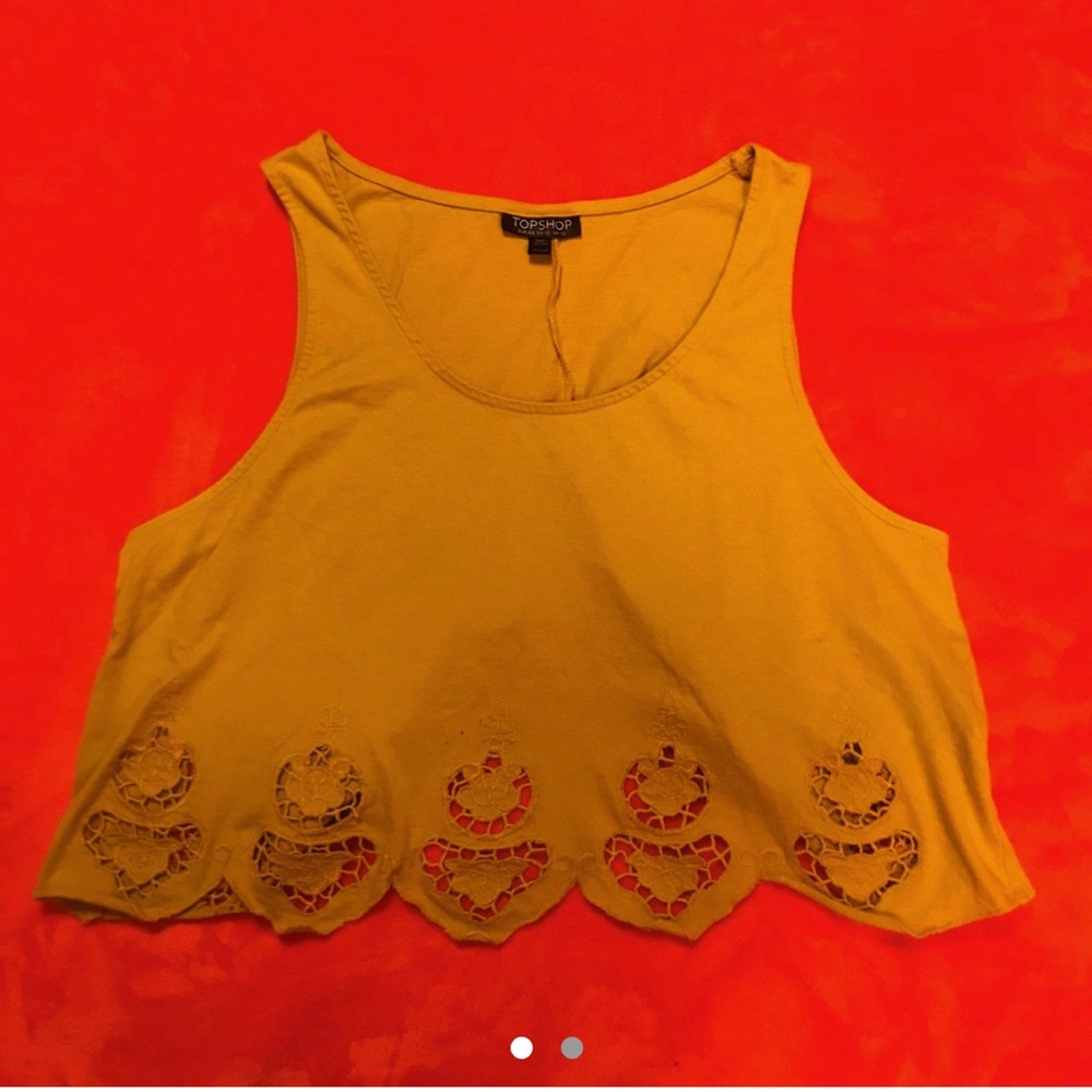 TOPSHOP MUSTARD CROP TOP W/FLORAL CUTAWAYS